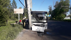 В Ярославле 10 человек пострадали в ДТП с рейсовым автобусом