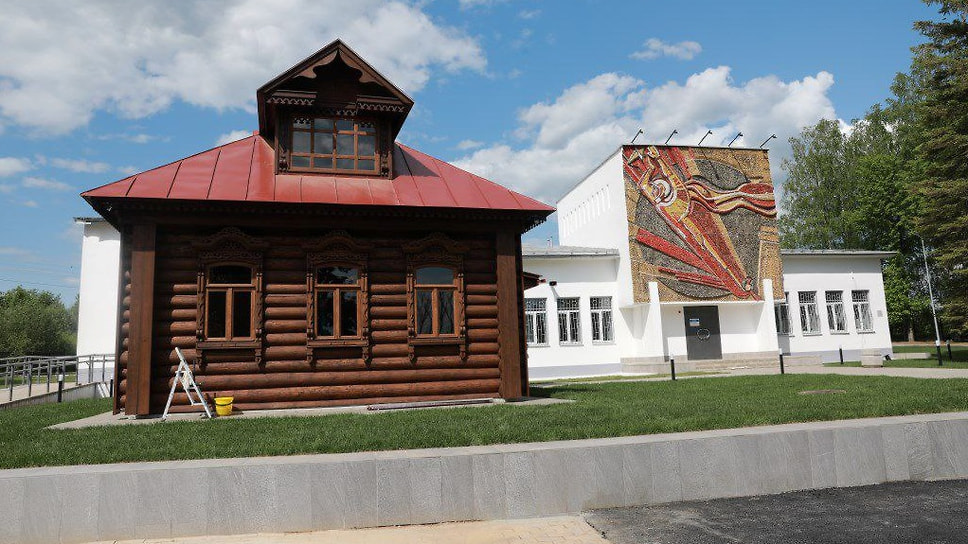 Восстановленный дом Терешковой в музее "Космос"