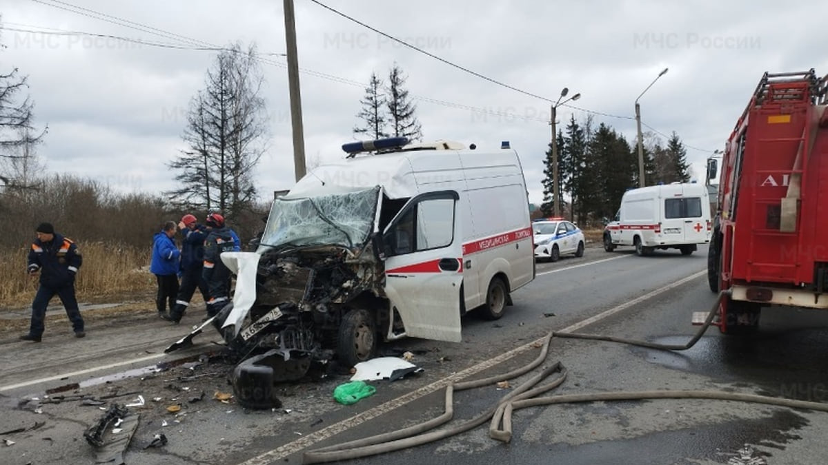 Под Ярославлем в ДТП со скорой пострадали трое – Коммерсантъ Ярославль