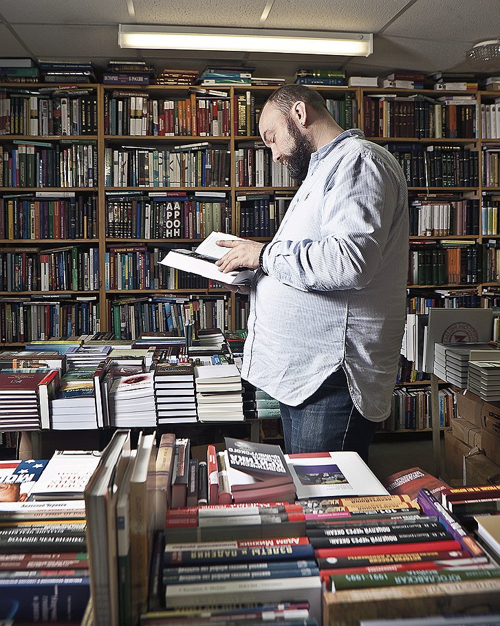 &lt;B>Бизнес на умных&lt;/B> &lt;br>Борис Куприянов любит книги больше, чем деньги. Да и  вряд ли, занимаясь  книжным бизнесом, можно сегодня стать миллиардером