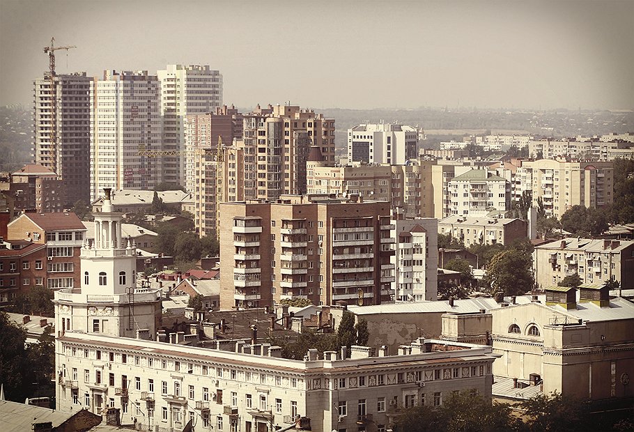 &lt;B>Все выше и выше&lt;/B>&lt;br>Дефицит земли в Ростове-на-Дону делает привлекательным многоэтажное строительство 
