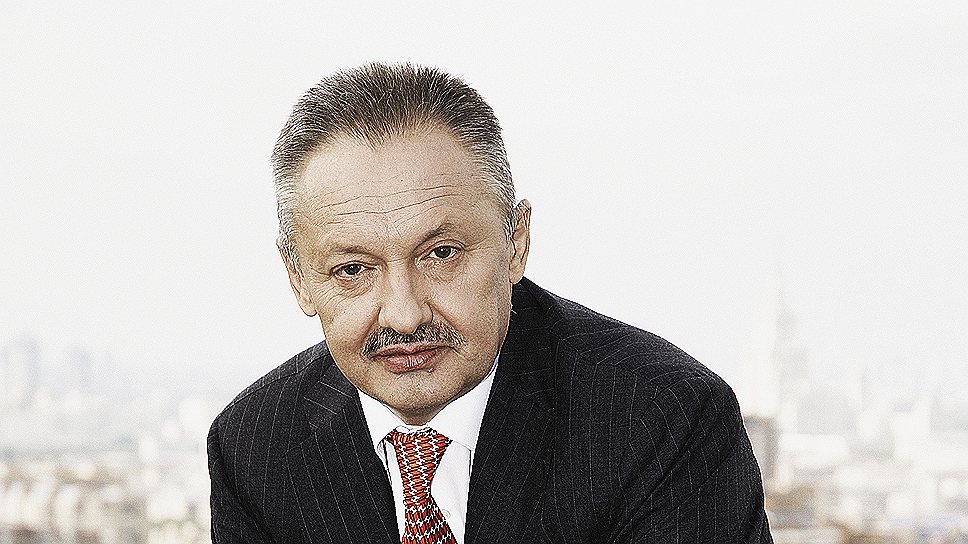 Начальник департамента Газпрома по информационной политике Александр Беспалов.