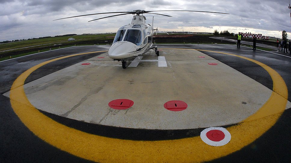 Вертолетная площадка в Шереметьево может принимать все типы вертолетов среднего класса, включая Ми-8 МТВ.