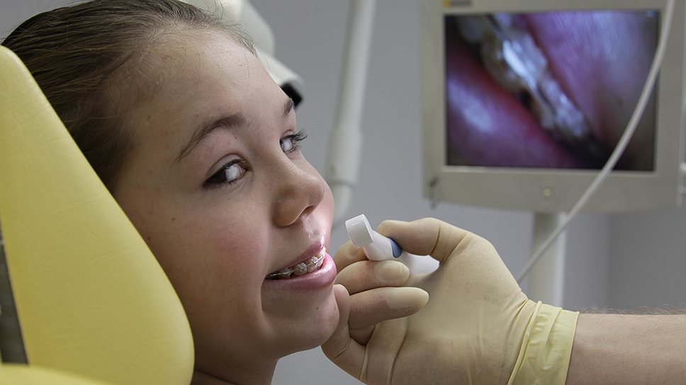 Каждая частная стоматологическая клиника стремится дать максимальную гарантию своим пациентам, исходя из своих возможностей и уверенности в качестве предоставляемых услуг