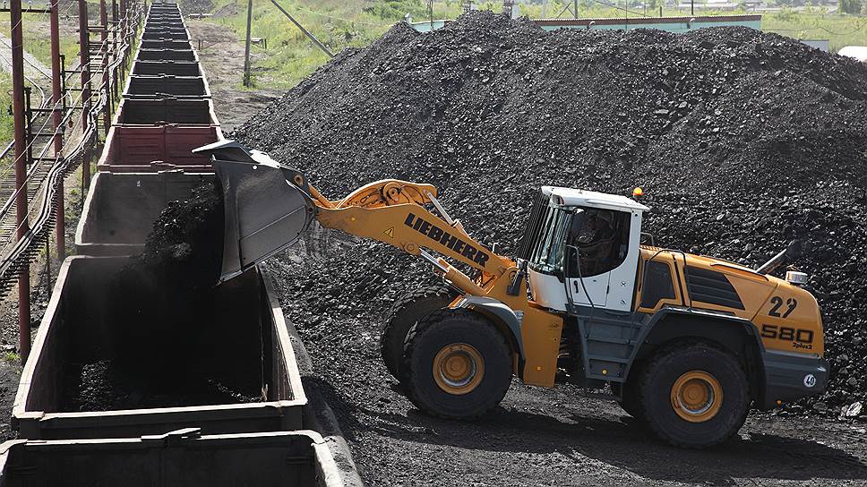 Рост экспорта российского угля в начале года обнадежил железнодорожников, но уже в мае погрузка начала снижаться практически по всем видам грузов