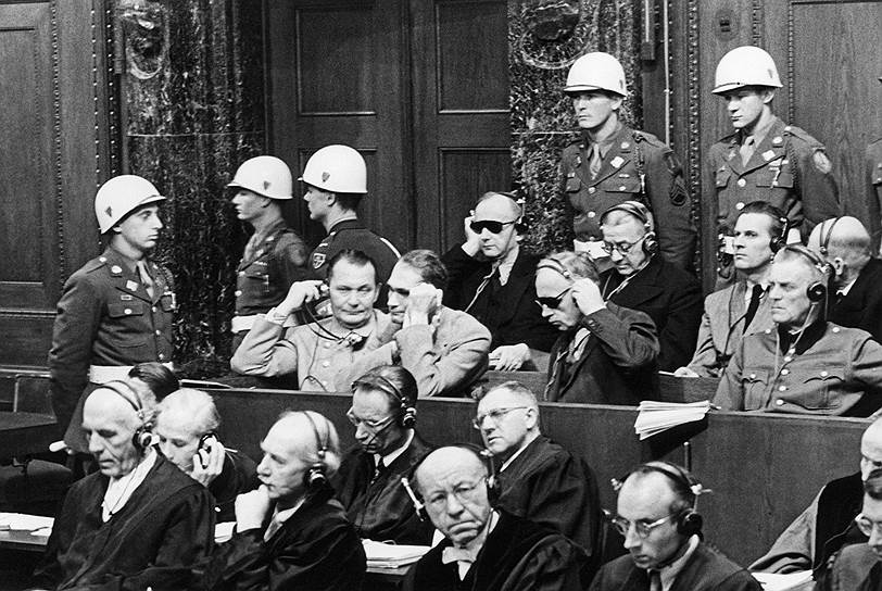 Осознание национальной вины немцами началось с Нюренбергского процесса 
