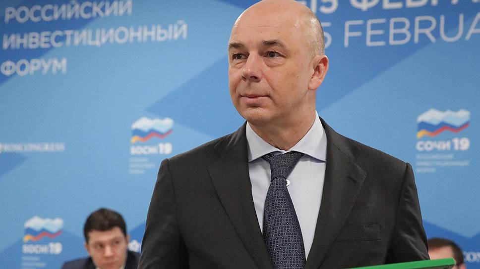 Первый вице-премьер—министр финансов Антон Силуанов в Сочи констатировал, что программы повышения финансовой грамотности в России уже дают позитивные результаты