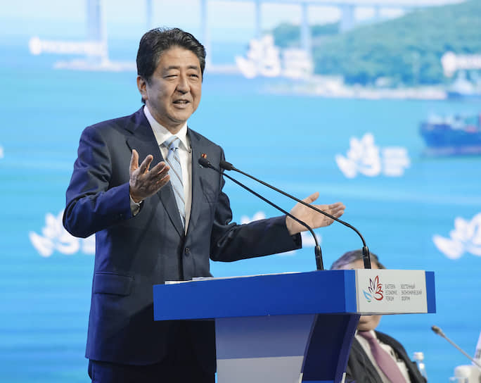 Программа премьер-министра Японии Синдзо Абэ на ВЭФе предполагает масштабное обсуждение продвижения интересов страны в Северный Ледовитый океан
