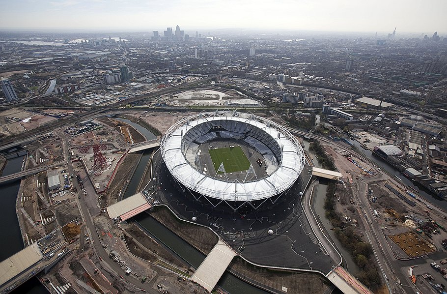 Олимпийский стадион уже стал наим же символом британской столицы, как и &quot;Лондонский глаз&quot; 