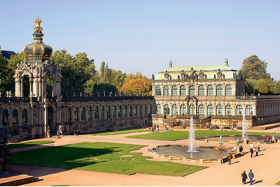 Цвинглер в центре Дрездена — сокровищница математических, военных, часовых раритетов