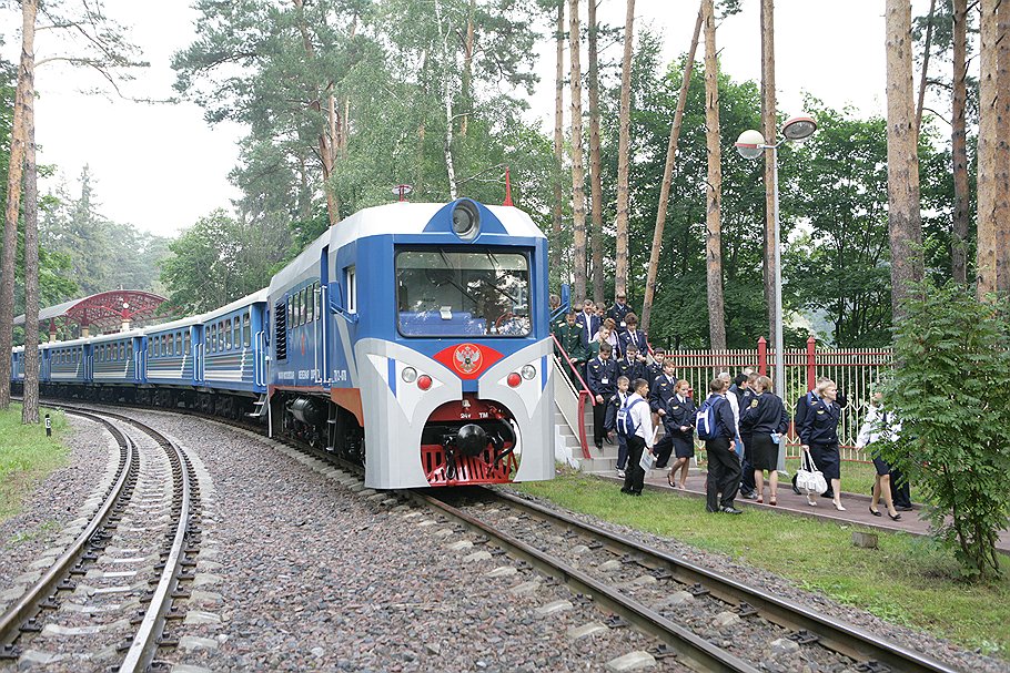 Капитально отремонтированный и модернизированный тепловоз ТУ2-078 на Малой Московской железной дороге