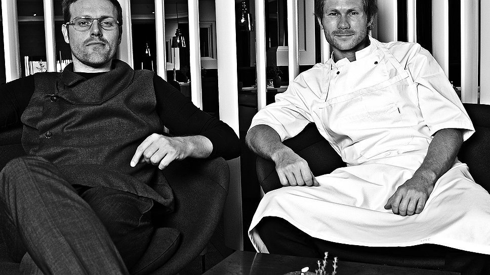 Расмус Кофэд (справа) и Серен Ледет, основатели Geranium, работают на open kitchen 
