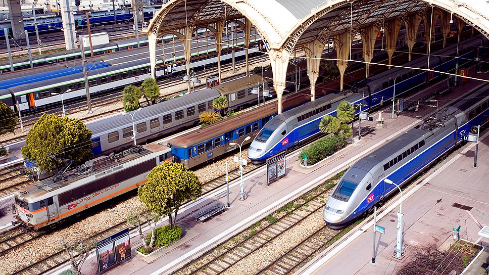 К французской высокоскоростной железной дороге TGV с центром в Париже последовательно присоединяются другие европейские страны, создавая крупнейшую в мире сеть ВСМ