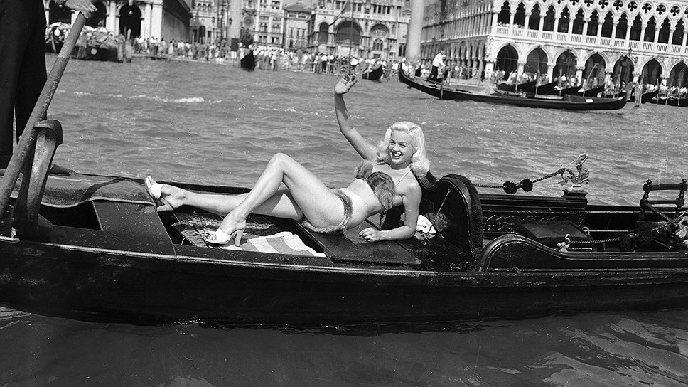 Британская актриса Дайна Дорс, Венеция, 1955
