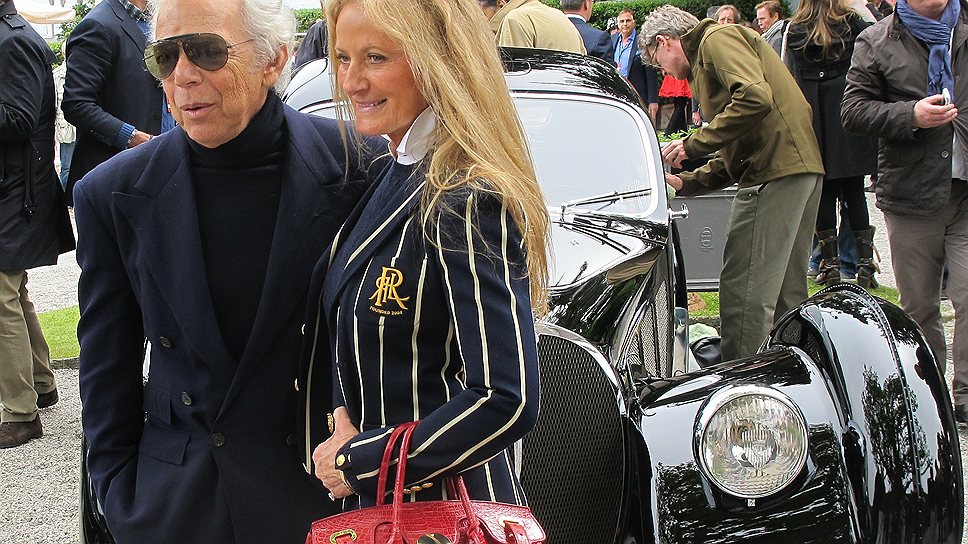 Коллекционеры антикварных машин хорошо известны: американский дизайнер Ральф Лорен с женой Рики 
