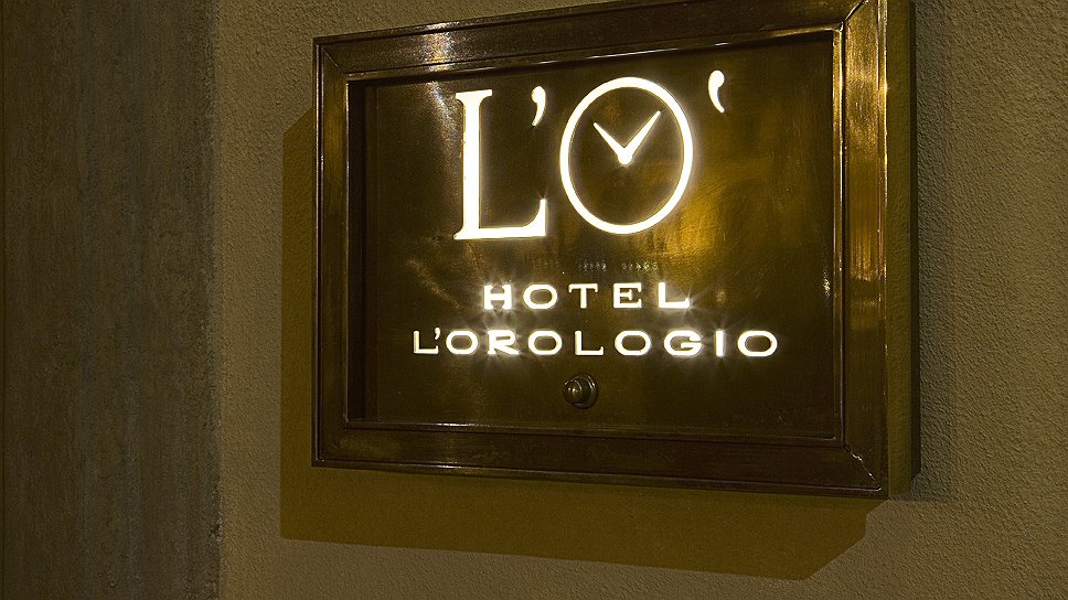 Hotel L`Orologio расположен на площади Санта-Мария-Новелла 
