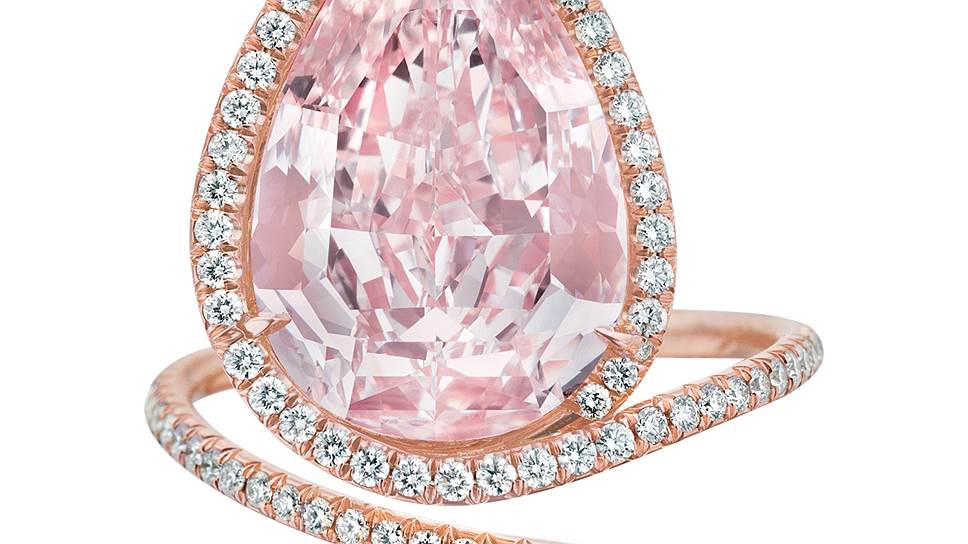 Кольцо, золото, розовый бриллиант 9,01 карата (чистота VS1, цвет Fancy Pink), бесцветные бриллианты, продано на Phillips в декабре 2013 года за $2 965 000 
