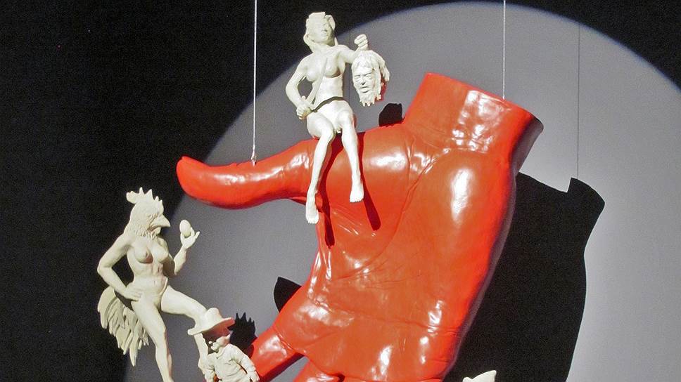 Арно Лабель-Рожу &quot;На руке дьявола&quot;. Выставка &quot;Сюрреализм и объект&quot; в парижском Центре Помпиду 
