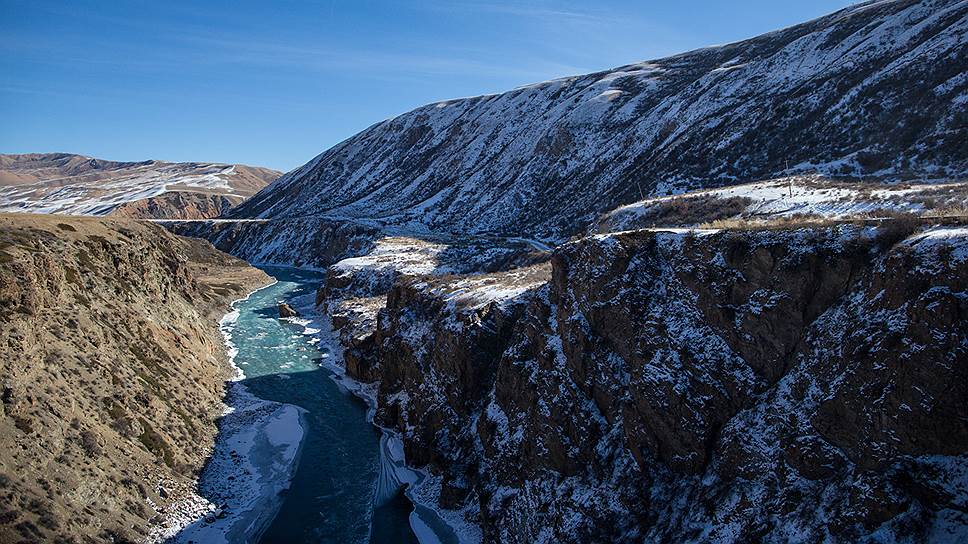На реке Нарын в Киргизии &quot;РусГидро&quot; и &quot;Электрические станции&quot; возведут каскад ГЭС мощностью 237,7 МВт