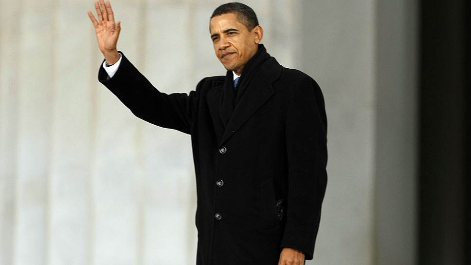 Президент США Барак Обама на торжестве в честь своей первой инаугурации в мемориале Линкольна, 2009 год 
