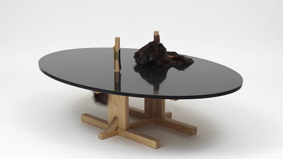Кофейный столик, прикроватный столик и вешалка для пальто, дизайнер Brynjar 