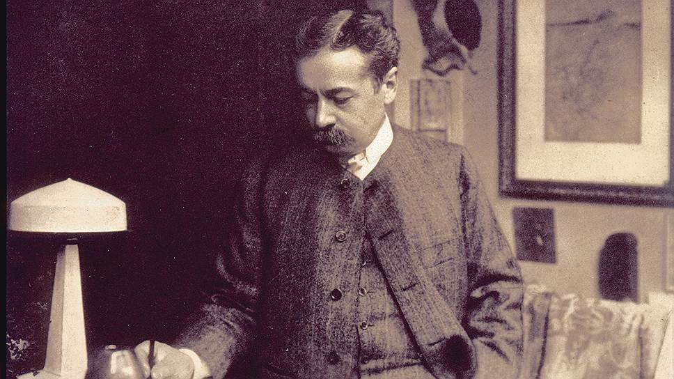 Рене Жюль Лалик (1860-1945) — ювелир, художник по стеклу, дизайнер, основатель бренда Lalique