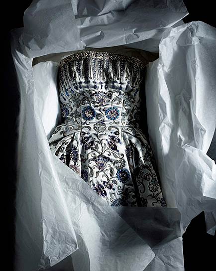 Платье из коллекции haute couture осень--зима 1952