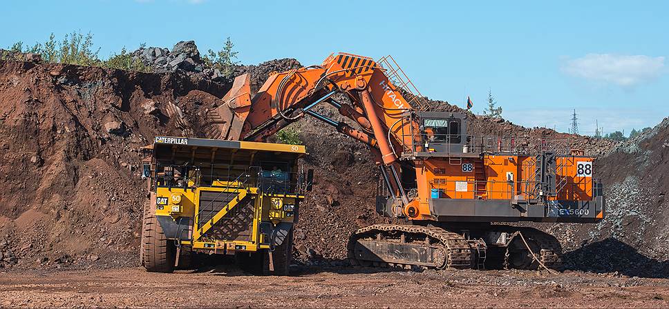 Лебединский ГОК ведет открытым способом разработку Лебединского месторождения железных руд Курской магнитной аномалии, подтвержденные запасы которого составляют 3,9 млрд тонн