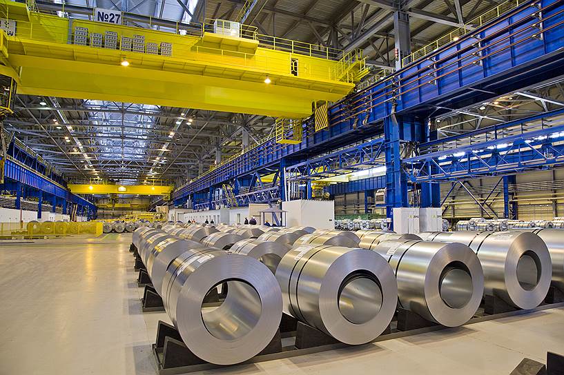 ММК в России представляет собой крупный металлургический комплекс с полным производственным циклом, начиная с подготовки железорудного сырья и заканчивая глубокой переработкой черных металлов 

