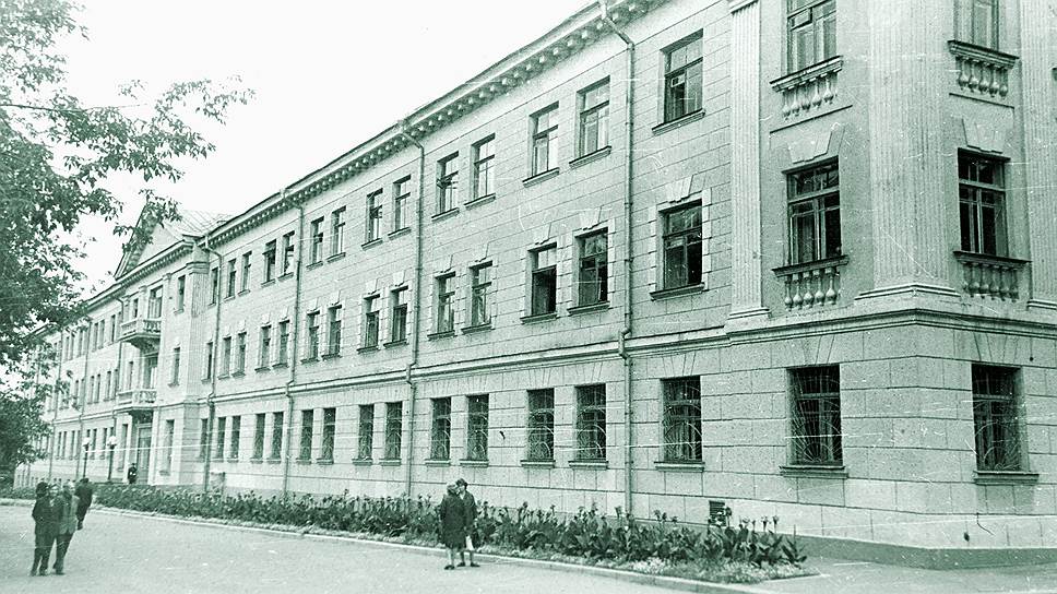 Так выглядело главное здание Курчатовского института