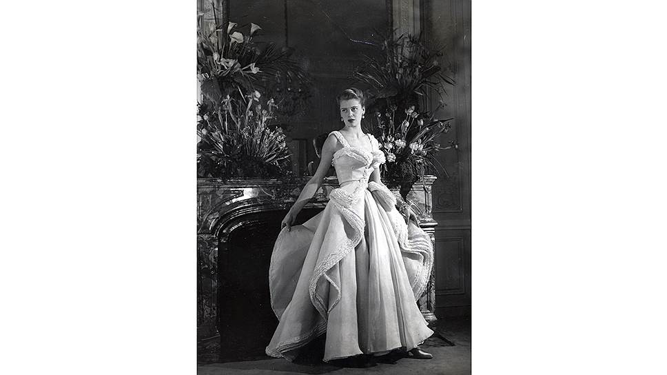Платье Grand Bal из коллекции haute couture сезона &quot;весна--лето 1949&quot;
