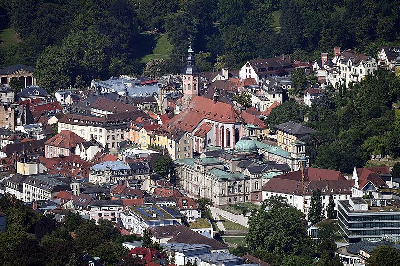 Баден-Баден — один из трех Рулетенбургов 
