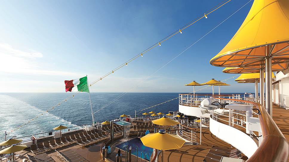 Круизный лайнер компании Costa Cruises