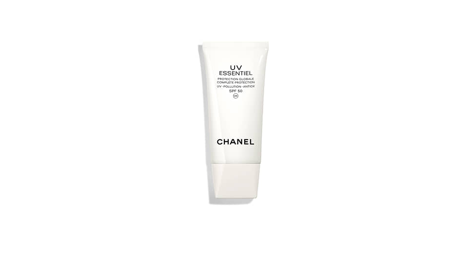 Солнцезащитное средство для лица, шеи и зоны декольте UV Essentiel SPF50, Chanel