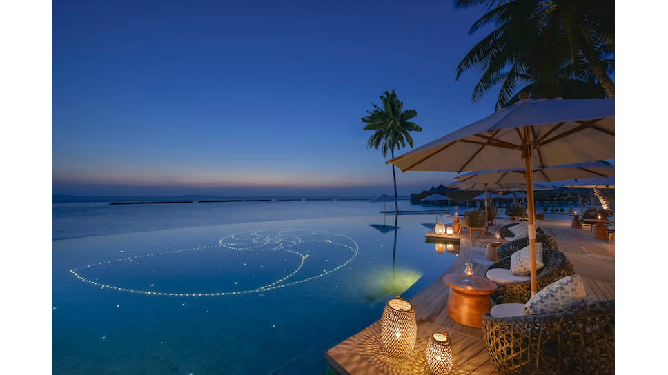Вид на море в отеле Nautilus Maldives