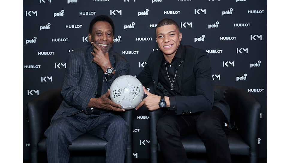 Посол часовой марки Hublot Пеле (слева) и самый дорогой футболист планеты по оценкам авторитетного портала Transfermarkt Килиан Мбаппе