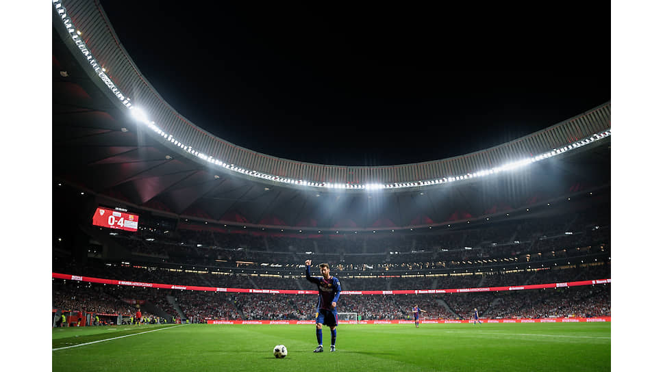 Месси во время матча ФК «Барселона» и ФК «Севилья» на стадионе «Ванда Метрополитано» в финале Кубка Испании, апрель 2018 года