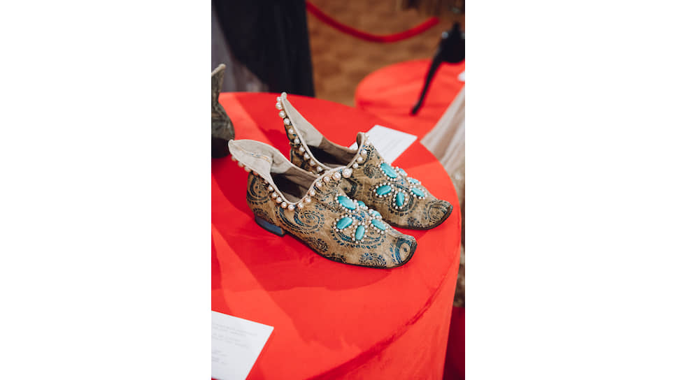 Туфли, принадлежавшие Герману Ситникову, точная дата создания неизвестна — на экспозиции после реставрации
