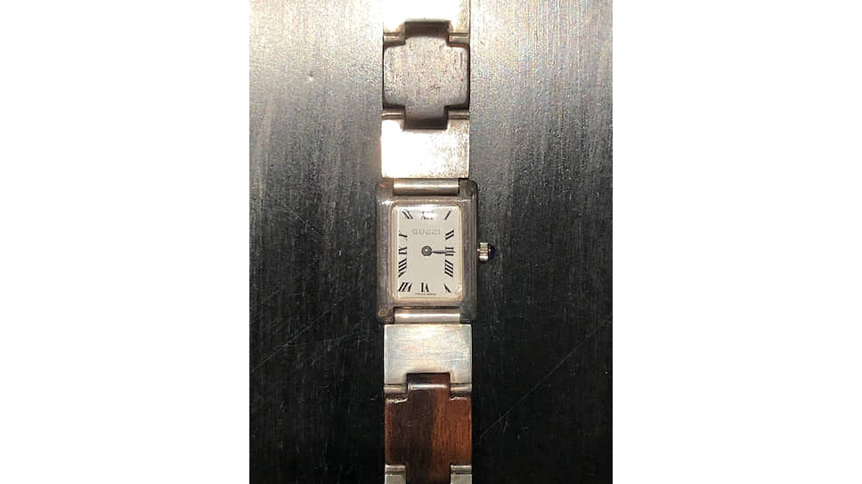 Первые часы, выпущенные Gucci в 1970-х годах