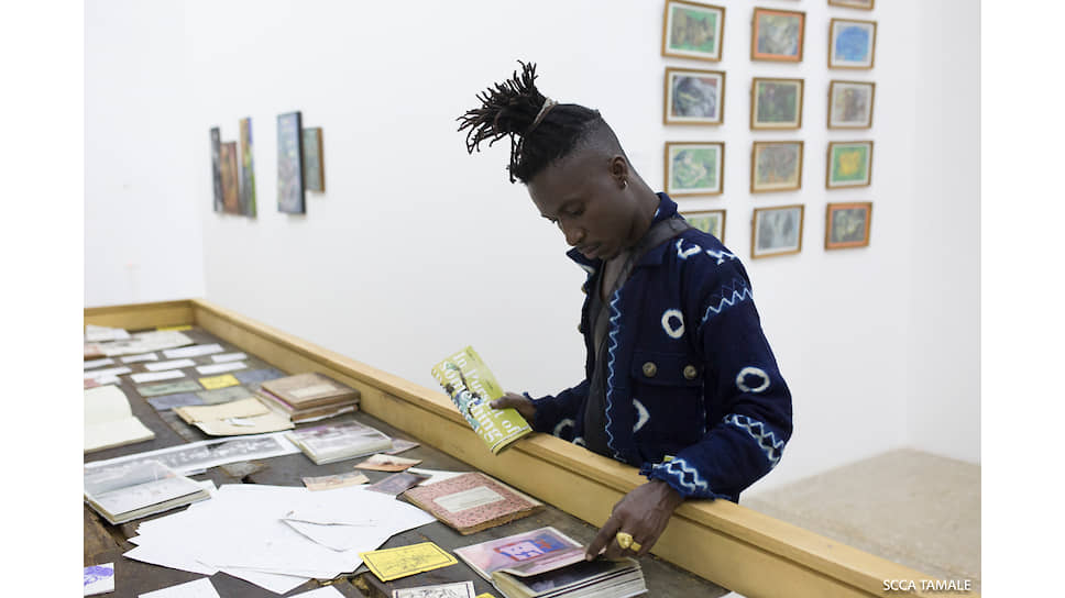 Изначально  Savannah Center of Contemporary Art задумывался художником из Ганы Ибрагимом Магамой как мастерская, но вскоре Магама понял, что пространство должно выполнять и социальную функцию — так здесь стали проводить выставки художников и работать с местным населением
