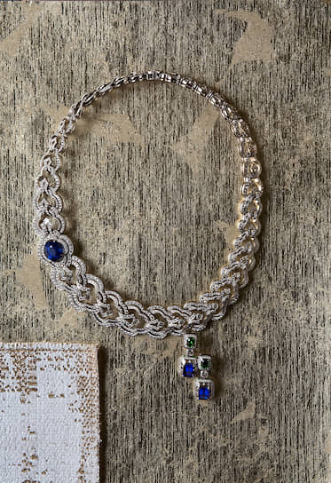 Колье Blue Sapphire, Louis Vuitton, белое золото, антикварный синий сапфир (10,53 карата), бриллианты