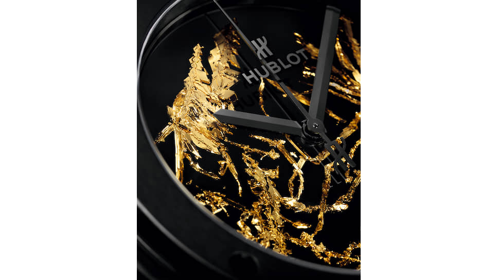 Часы Hublot Classic Fusion Gold Crystal