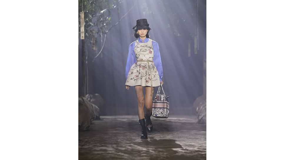 Показ Dior в Шанхае сезона «весна-лето 2020»