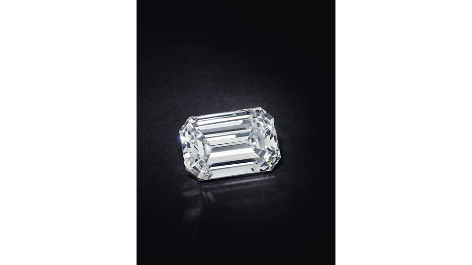 Лот 153 аукциона Christie’s Jewels Online. Кольцо из платины с бриллиантом (28,86 карата). Эстимейт $1–2 млн. Продан 30 июня 2020 года за $2,115 млн