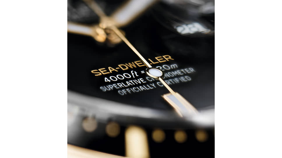 Rolex Oyster Perpetual Sea-Dweller в корпусе 43 мм из стали и желтого золота