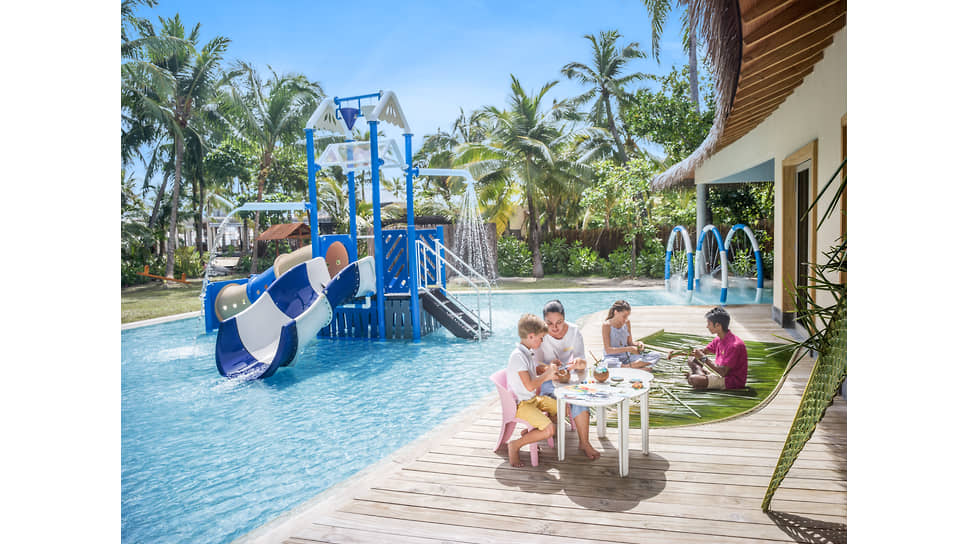 В отеле InterContinental Maldives Maamunagau Resort предусмотрено все, что бы дети не заскучали