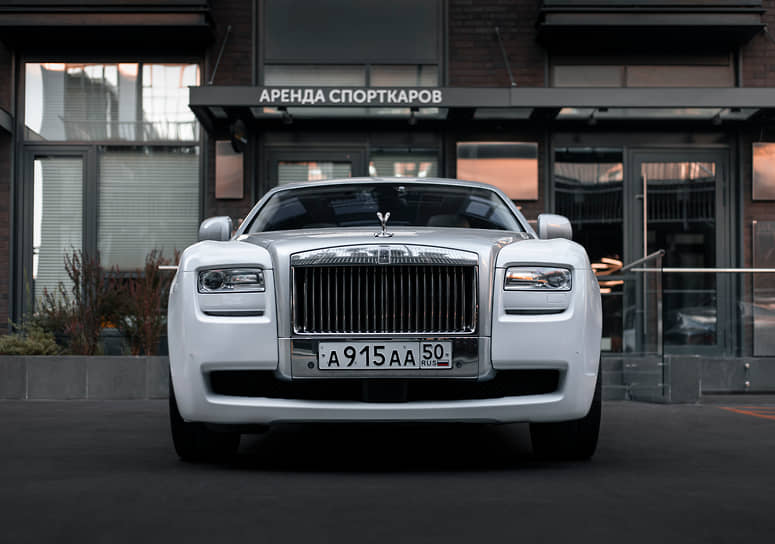 Rolls-Royce из автопарка Alliance Rental 