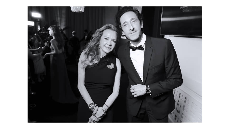 Эдриен Броуди и Каролина Шойфеле на вечеринке Chopard в честь 74-го Каннского кинофестиваля