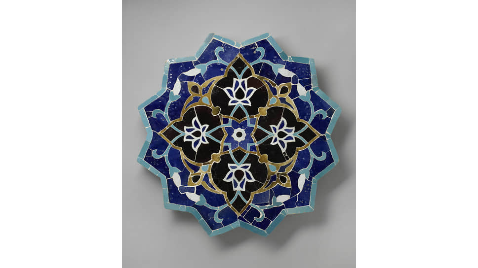 Деталь облицовки, керамическая мозаика, Иран, конец XIV–XV вв.