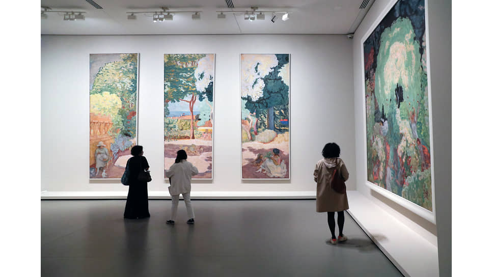 Экспозиция «Коллекции Морозовых. Шедевры современного искусства» в парижском Fondation Louis Vuitton